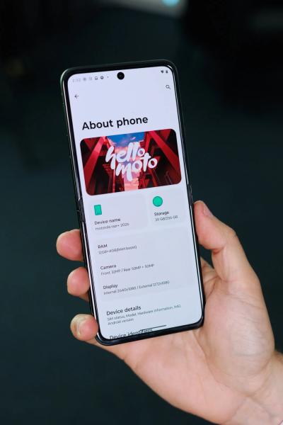Обзор Motorola Razr Plus 2026 — сложный поиск компромисса Обзор Motorola Razr Plus 2026 — сложный поиск компромисса