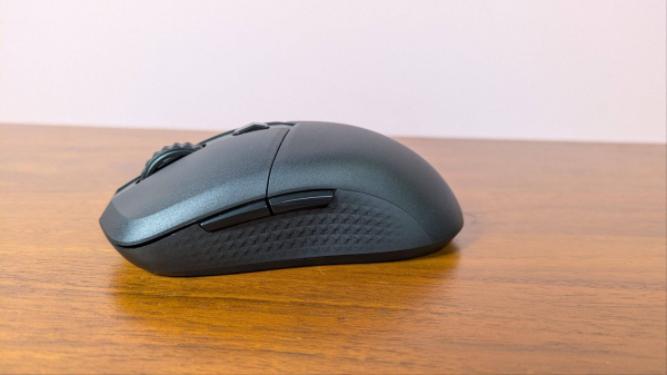 Обзор MSI Versa 300 &mdash; гладкое скольжение с тяжёлым кликом