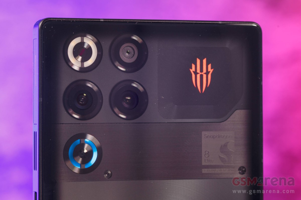 Обзор Nubia RedMagic 11S Pro &mdash; геймерская мощь с кулером