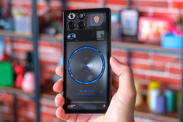 Обзор Nubia RedMagic 11S Pro &mdash; геймерская мощь с кулером