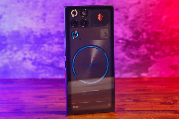 Обзор Nubia RedMagic 11S Pro &mdash; геймерская мощь с кулером