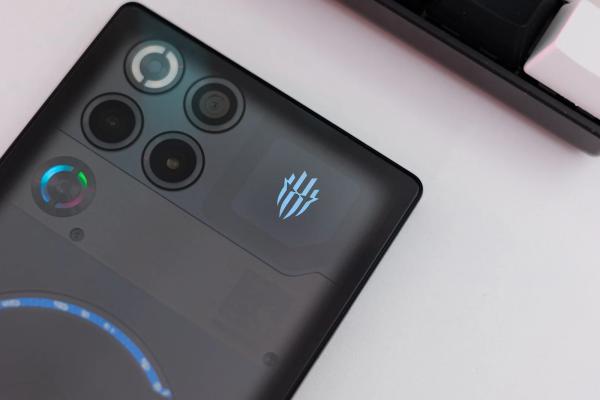 Обзор RedMagic 11S Pro &mdash; экстремальная производительность