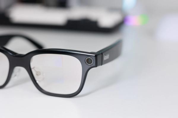 Обзор Rokid Glasses — умные очки с экраном и ИИ-моделями Обзор Rokid Glasses — умные очки с экраном и ИИ-моделями