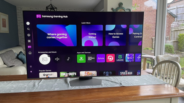 Обзор Samsung Q80D: шикарный звук и потрясающий контраст Обзор Samsung Q80D: шикарный звук и потрясающий контраст