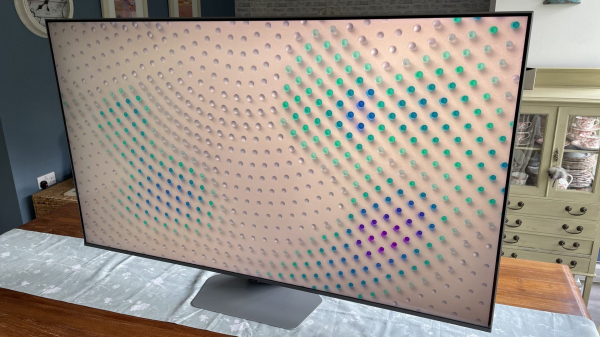Обзор Samsung Q80D: шикарный звук и потрясающий контраст Обзор Samsung Q80D: шикарный звук и потрясающий контраст