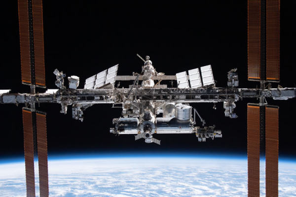 NASA открыло путь к замене МКС — опубликованы требования к частным орбитальным станциям NASA открыло путь к замене МКС — опубликованы требования к частным орбитальным станциям