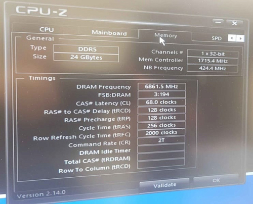 CORSAIR VENGEANCE стала первой памятью DDR5, преодолевшей барьер 13700 MT/s