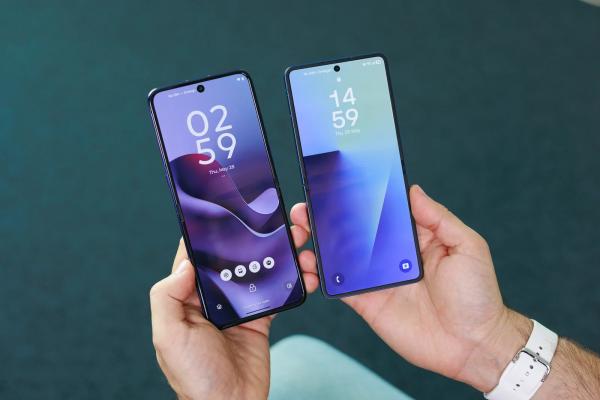 Motorola Razr Ultra 2026 против Galaxy Z Flip 7: тесты Motorola Razr Ultra 2026 против Galaxy Z Flip 7: тесты