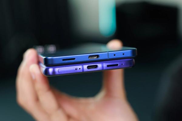 Motorola Razr Ultra 2026 против Galaxy Z Flip 7: тесты Motorola Razr Ultra 2026 против Galaxy Z Flip 7: тесты