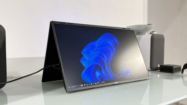 Обзор Acer PD243Y E &mdash; портативные два экрана по 24 дюйма