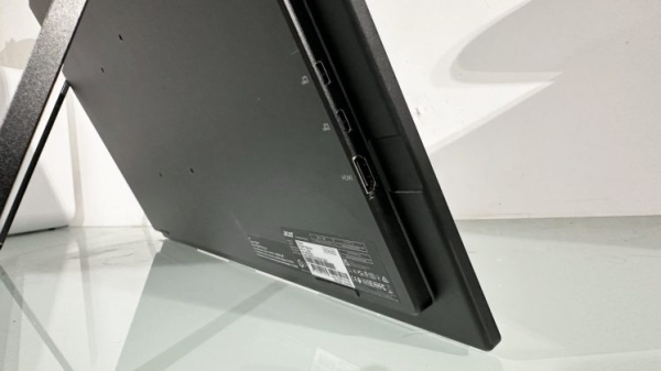 Обзор Acer PD243Y E &mdash; портативные два экрана по 24 дюйма