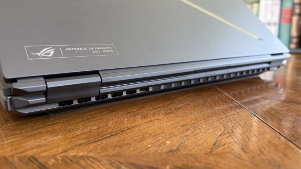 Обзор ASUS ROG Zephyrus Duo: самый &laquo;десктопный&raquo; игровой ноутбук