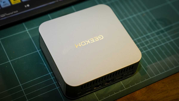 Обзор Geekom A9 Max 2026 Edition — обновление мощного мини-ПК с ИИ Обзор Geekom A9 Max 2026 Edition — обновление мощного мини-ПК с ИИ