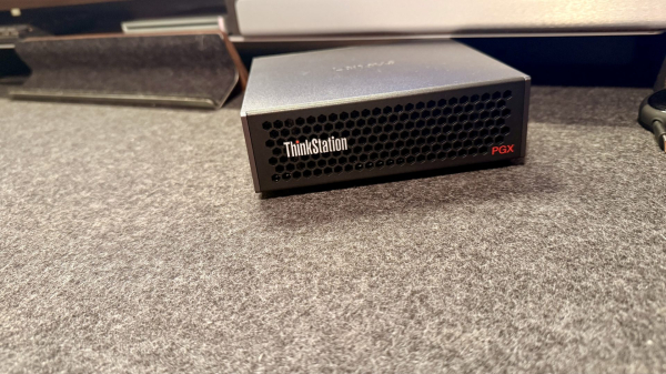 Обзор Lenovo ThinkStation PGX: мини-монстр для ИИ-моделей