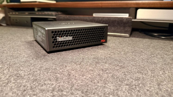 Обзор Lenovo ThinkStation PGX: мини-монстр для ИИ-моделей