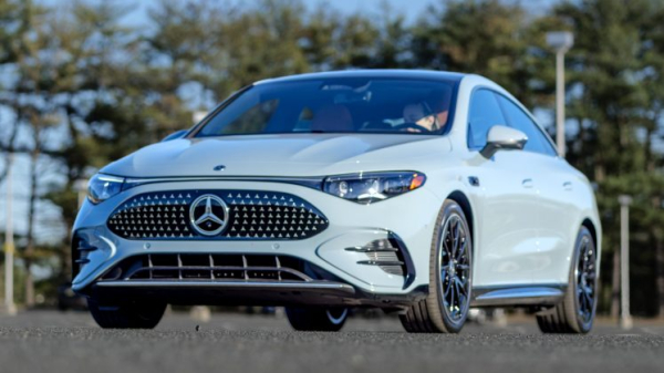 Обзор Mercedes-Benz CLA 250+: шик и эталон Обзор Mercedes-Benz CLA 250+: шик и эталон