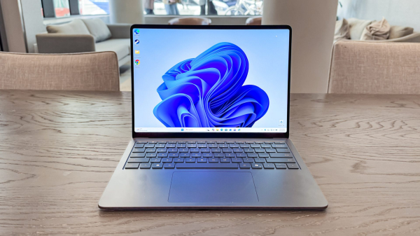 Обзор Microsoft Surface Laptop 8 &mdash; мощный Panther Lake