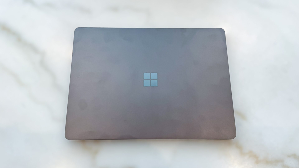 Обзор Microsoft Surface Laptop 8 &mdash; мощный Panther Lake