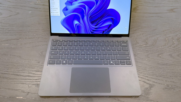 Обзор Microsoft Surface Laptop 8 &mdash; мощный Panther Lake
