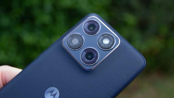 Обзор Motorola Edge 70 Fusion — рекордная автономность Обзор Motorola Edge 70 Fusion — рекордная автономность