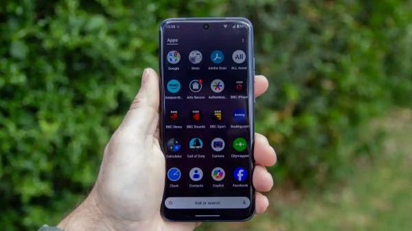 Обзор Motorola Edge 70 Fusion — рекордная автономность Обзор Motorola Edge 70 Fusion — рекордная автономность