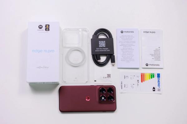 Обзор Motorola Edge 70 Pro — тонкий монстр автономности Обзор Motorola Edge 70 Pro — тонкий монстр автономности