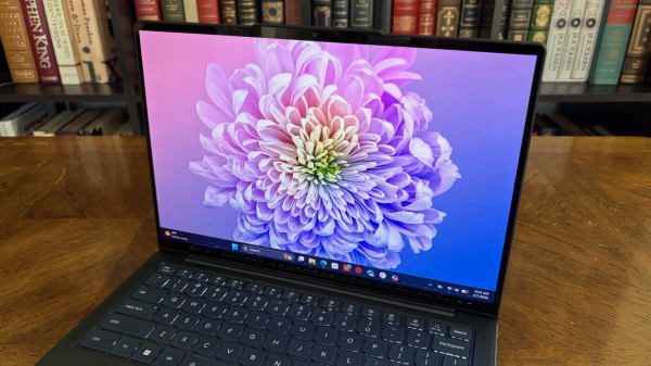 Обзор нового Lenovo Yoga Slim 7x (11-го поколения) и его чипа Snapdragon X2 Elite