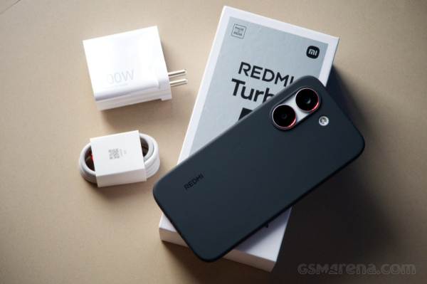 Обзор Xiaomi Redmi Turbo 5 — рекордная батарея на 7540 мАч Обзор Xiaomi Redmi Turbo 5 — рекордная батарея на 7540 мАч