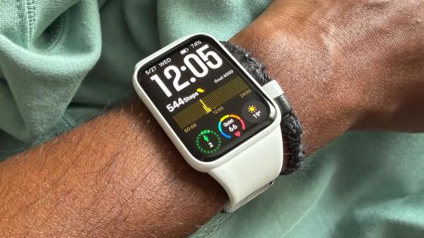 Обзор Xiaomi Smart Band 10 Pro: керамика и яркий экран Обзор Xiaomi Smart Band 10 Pro: керамика и яркий экран