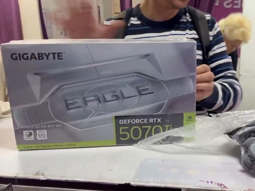 Пользователь купил на Wildberries бутылку воды по цене видеокарты GeForce RTX 5070 Ti