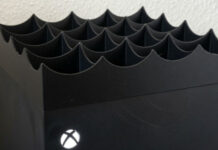 Владелец Xbox Series X напечатал шипы на 3D-принтере, чтобы отвадить кота от консоли