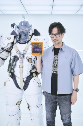 Хидео Кодзима представил беспроводной CD-плеер в стиле Death Stranding за 160 долларов Хидео Кодзима представил беспроводной CD-плеер в стиле Death Stranding за 160 долларов