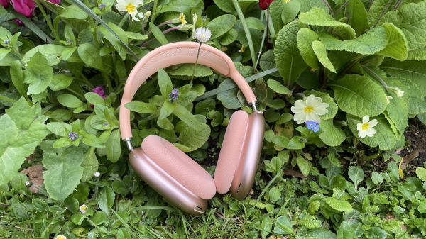 Обзор беспроводных наушников Apple AirPods Max 2 Обзор беспроводных наушников Apple AirPods Max 2