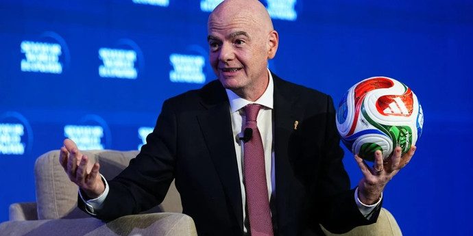 Инфантино пойдет на четвертый срок во главе ФИФА — против него выступили три конфедерации