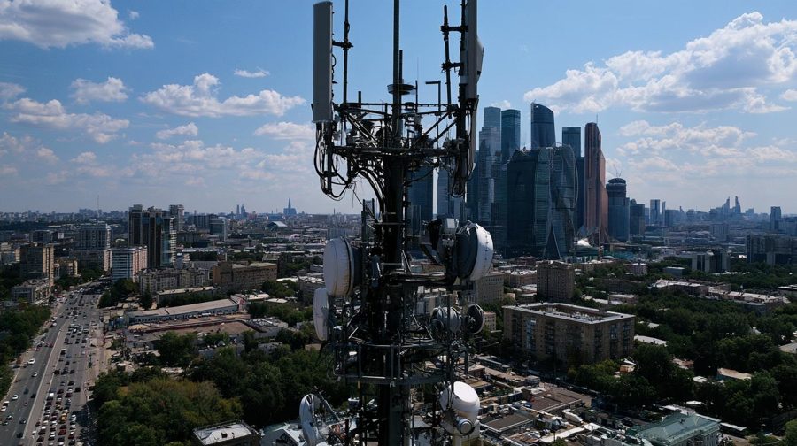 Российские базовые станции 5G собраны почти целиком из импорта: к 2028 году долю своих компонентов поднимут лишь до 30% Российские базовые станции 5G собраны почти целиком из импорта: к 2028 году долю своих компонентов поднимут лишь до 30%