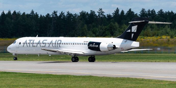 Из Минска в Тегеран запустили рейсы на редком MD-87 с салоном на 25 мест — кресла раскладываются в кровати