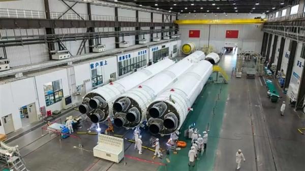 Китайская ракета «Лицзянь-2» готовится к октябрьскому запуску: в перспективе цена вдвое ниже Falcon 9 Китайская ракета «Лицзянь-2» готовится к октябрьскому запуску: в перспективе цена вдвое ниже Falcon 9