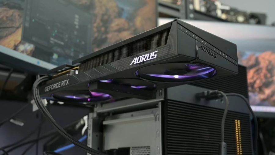 NAS с Intel Core i5-1235U превратили в игровой ПК: RTX 5060 дала рост 828%