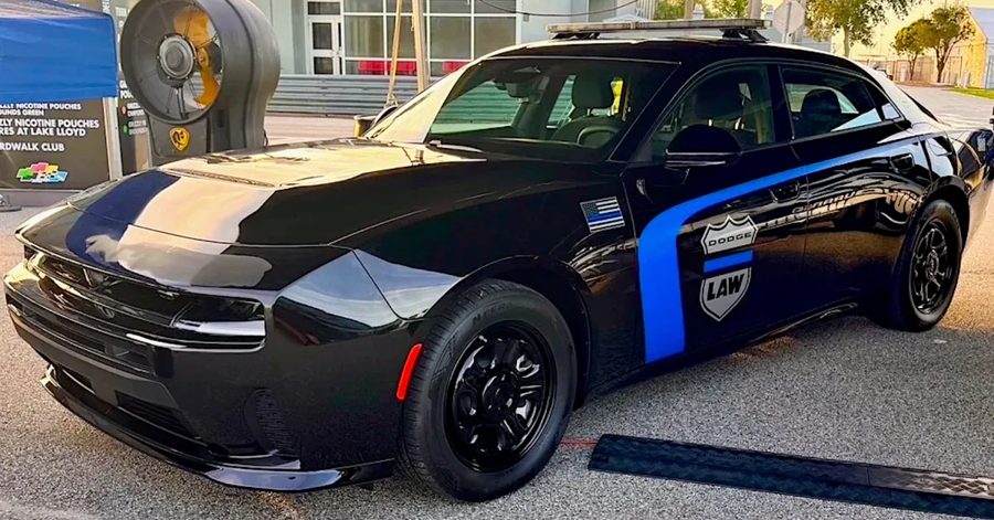 Полицейский Dodge Charger оказался бензиновым — и вот почему это важно