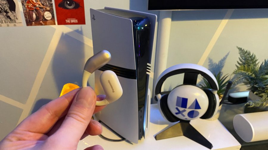PS5 не поддерживает Bluetooth-наушники: как подключить их через USB-адаптер
