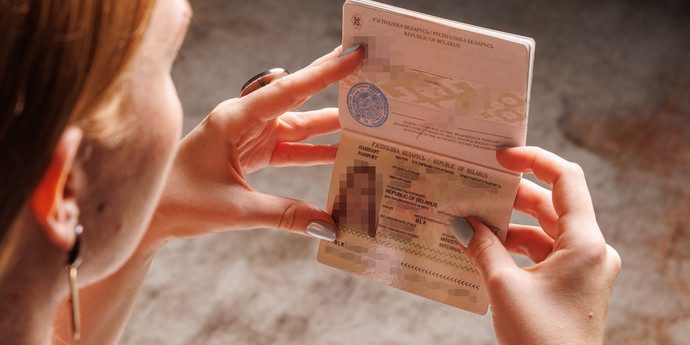 Румыния возобновила выдачу шенгенских виз в Минске — но слоты редки, а сроки малы Румыния возобновила выдачу шенгенских виз в Минске — но слоты редки, а сроки малы