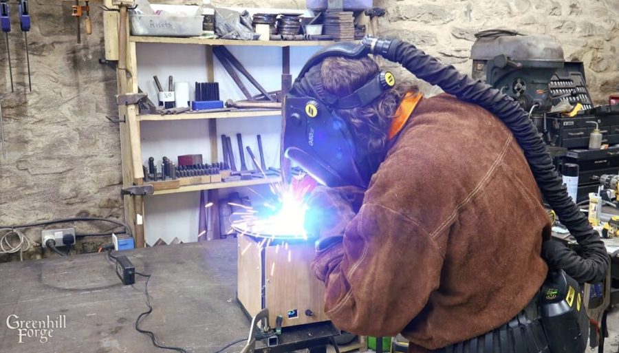 Самодельный поворотный стол на Arduino упрощает сварку круглых деталей