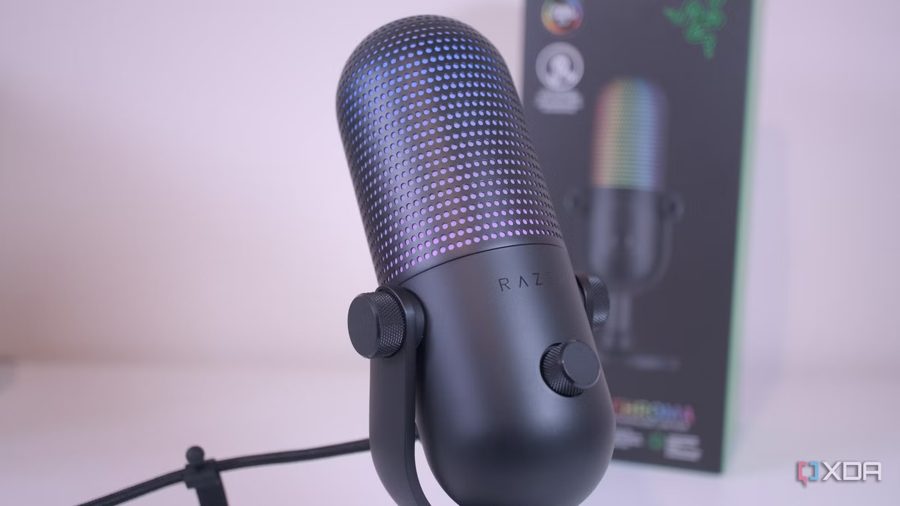 Скидка 60% на микрофон Razer: цена упала до $52, но только на белую версию