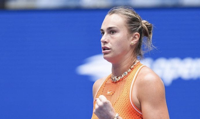 Соболенко начала защиту титула US Open с победы в двух сетах