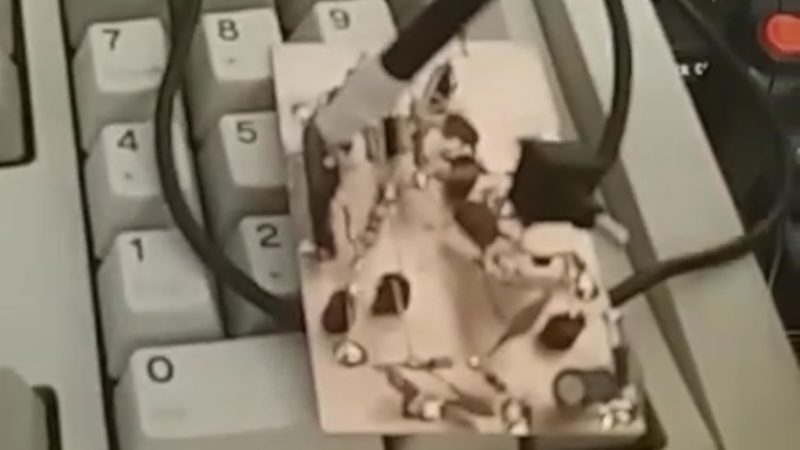 Собрал модем на 75 бод из транзисторов и деталей — для ретро-компьютера CB2 Micro