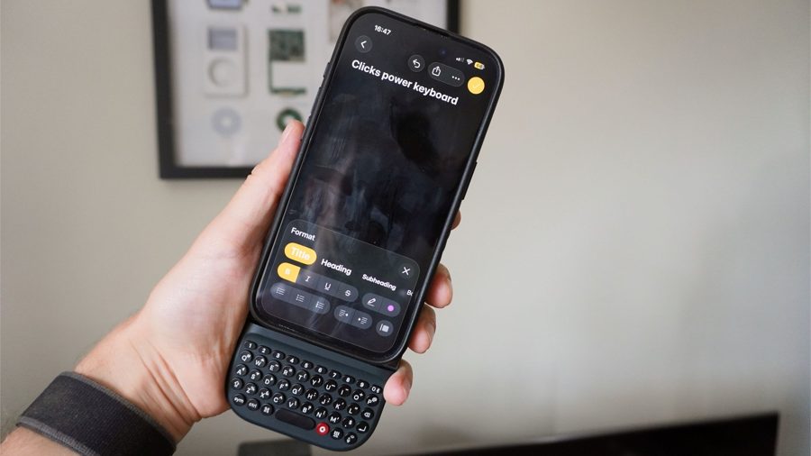 Тест Clicks Power Keyboard: физическая клавиатура за $99 оказалась медленнее сенсорного экрана Тест Clicks Power Keyboard: физическая клавиатура за $99 оказалась медленнее сенсорного экрана