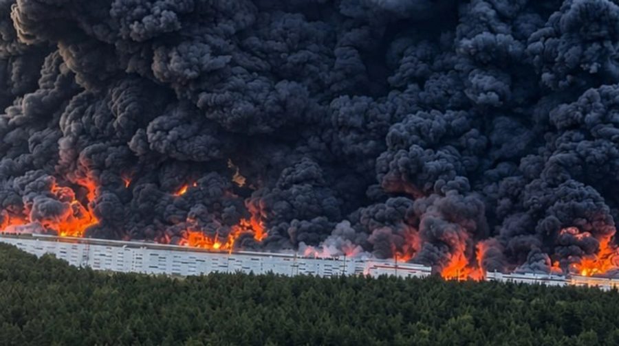 Украинский дрон FP-1 поразил крупный склад Wildberries в Подмосковье Украинский дрон FP-1 поразил крупный склад Wildberries в Подмосковье