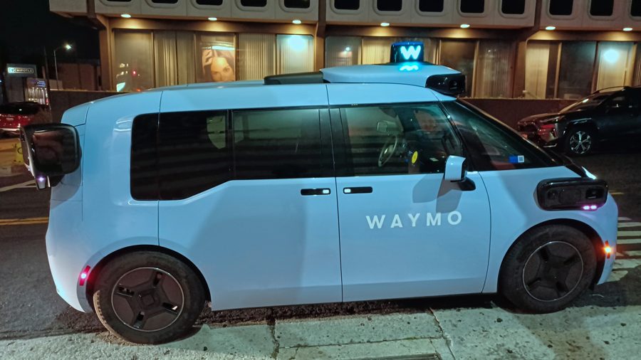 Waymo получила разрешение запустить роботакси в Сакраменто и Сан-Диего