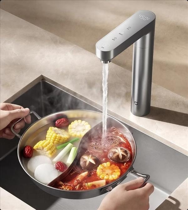 Xiaomi выпустила кухонный очиститель с кипятком 100 °C за 2699 юаней Xiaomi выпустила кухонный очиститель с кипятком 100 °C за 2699 юаней