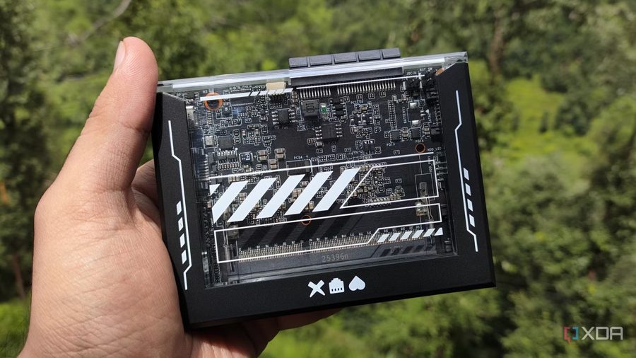 ZimaBlade обошёл Raspberry Pi 5 в роли NAS: старая плата на Intel Atom оказалась удобнее для домашнего сервера